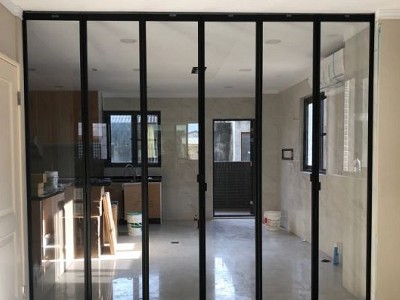 鋁框推拉門應用